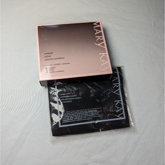 Compact Mary Kay Black and Pink Unfilled Comes with Compact Cover - Picture 2 of 11